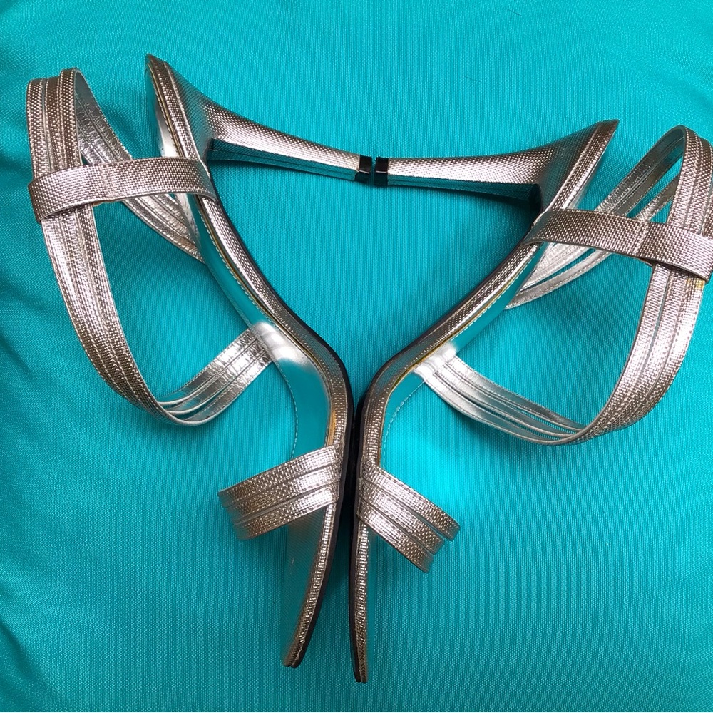 Ralph Lauren heel sandals. - Picture 6 of 7